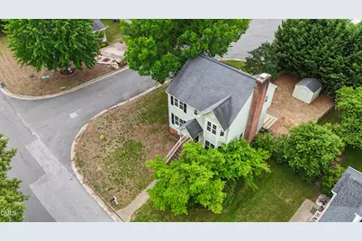 4305 Bartholomew Circle, Raleigh, NC 27604 - Photo 5