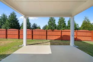 2133 Mills Crest St, Fuquay Varina, NC 27526 - Photo 5
