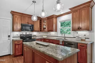 204 Langston Mill Ct, Cary, NC 27518 - Photo 9