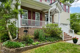 105 Oakbeech Ct, Holly Springs, NC 27540 - Photo 1