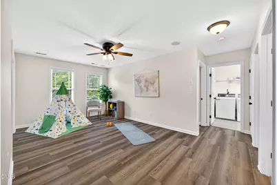 105 Oakbeech Court, Holly Springs, NC 27540 - Photo 19