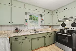 203 W Fayetteville St, Micro, NC 27555 - Photo 9