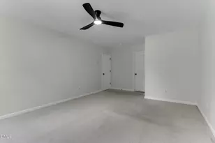205 Portsmith Pl, Chapel Hill, NC 27516 - Photo 27