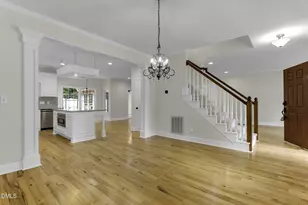205 Portsmith Pl, Chapel Hill, NC 27516 - Photo 9