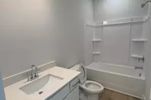 601 Crescent Wood Trl, Zebulon, NC 27597 - Photo 5
