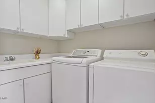 308 W Barbee Chapel Rd, Chapel Hill, NC 27517 - Photo 33