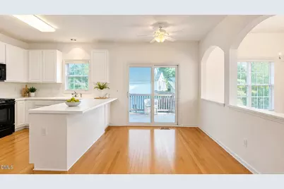 8709 Blakehurst Drive, Raleigh, NC 27617 - Photo 9