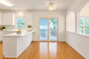 8709 Blakehurst Dr, Raleigh, NC 27617 - Photo 9