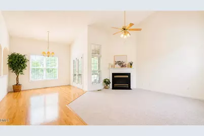 8709 Blakehurst Drive, Raleigh, NC 27617 - Photo 9