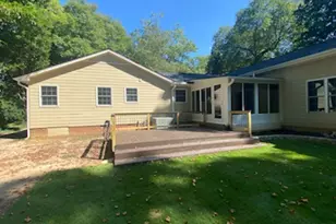 404 S Montreal Ct, Cary, NC 27511 - Photo 7