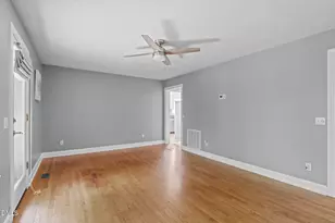 346 Brookfield Cir, Sanford, NC 27330 - Photo 3