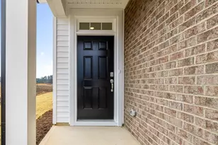 1609 Briar Brook Ln, Zebulon, NC 27597 - Photo 5