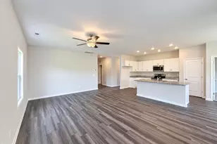 37 Fiddleneck Ct, Selma, NC 27576 - Photo 5