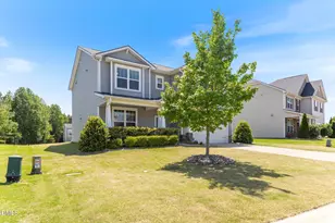 613 Golden Plum Ln, Zebulon, NC 27597 - Photo 3
