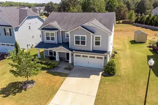 613 Golden Plum Ln, Zebulon, NC 27597 - Photo 5