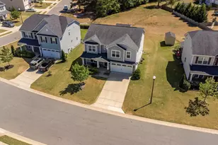 613 Golden Plum Ln, Zebulon, NC 27597 - Photo 5