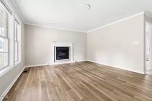 111 N 6th St, Mebane, NC 27302 - Photo 9