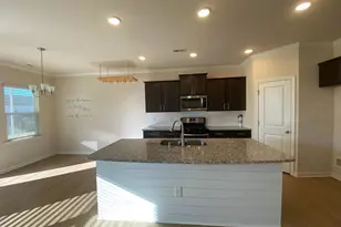 2124 Fox Chapel Pl, Fuquay-Varina, NC 27526 - Photo 9