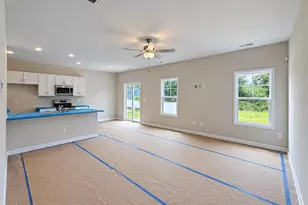 267 Crossvine St, Selma, NC 27576 - Photo 5