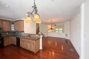 10321 Sablewood Dr, Raleigh, NC 27617 - Photo 7