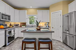 4008 Sunridge Rd, Raleigh, NC 27613 - Photo 13