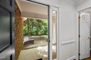 2308 Oxford Hills Dr, Raleigh, NC 27608 - Photo 5