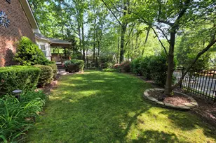 205 Coventry Ln, Cary, NC 27511 - Photo 43