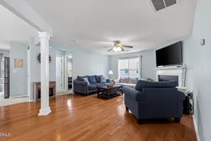 2805 Lenox Ln, Durham, NC 27703 - Photo 9