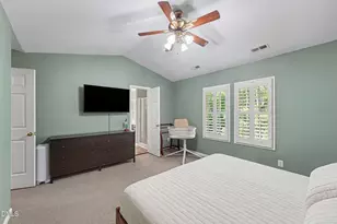 105 New Holland Pl, Cary, NC 27519 - Photo 17