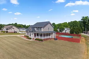 213 Santa Gertrudis Dr, Clayton, NC 27520 - Photo 3