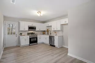 3306 Prudence St, Durham, NC 27704 - Photo 9