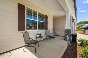 545 Hampton Crest Ct, Fuquay Varina, NC 27526 - Photo 5