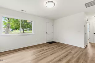 4904 Fox Hunt Dr, Durham, NC 27712 - Photo 5