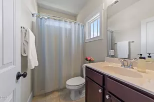 913 Hollymont Dr, Holly Springs, NC 27540 - Photo 19