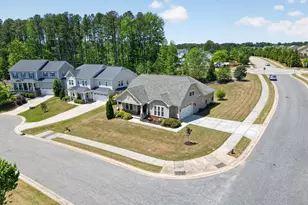 802 King Lake Ct, Fuquay-Varina, NC 27526 - Photo 3
