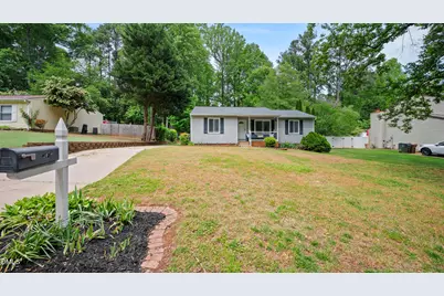[Address not provided], Cary, NC 27513 - Photo 3