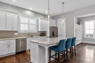 109 N Tunstall Ave, Apex, NC 27502 - Photo 11