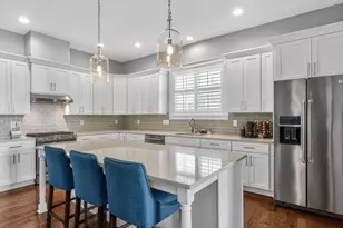 109 N Tunstall Ave, Apex, NC 27502 - Photo 9