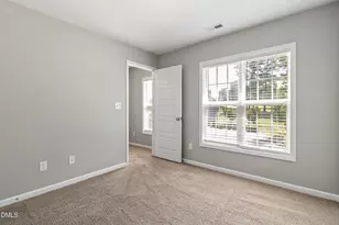 438 Crawford Pkwy, Clayton, NC 27520 - Photo 9