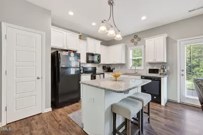 438 Crawford Parkway, Clayton, NC 27520 - Photo 5
