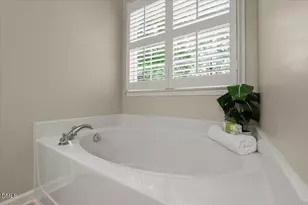912 E Ivy Valley Dr, Fuquay Varina, NC 27526 - Photo 35