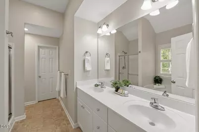 912 E Ivy Valley Drive, Fuquay Varina, NC 27526 - Photo 33