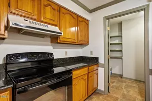 4522 Hamptonshire Dr, Raleigh, NC 27613 - Photo 11