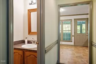 4522 Hamptonshire Dr, Raleigh, NC 27613 - Photo 7