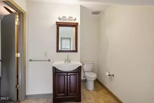 4522 Hamptonshire Dr, Raleigh, NC 27613 - Photo 23
