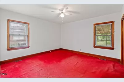 605 N Baker Street, Four Oaks, NC 27524 - Photo 19