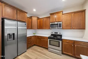 716 Ennis Creek Lane, Cary, NC 27513 - Photo 11