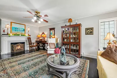 203 E Davis Street, Smithfield, NC 27577 - Photo 5