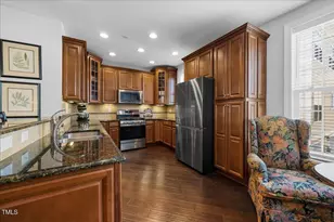 10520 Sablewood Dr, Raleigh, NC 27617 - Photo 11