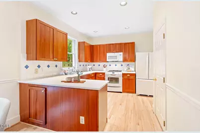 105 Bristol Drive, Chapel Hill, NC 27516 - Photo 17